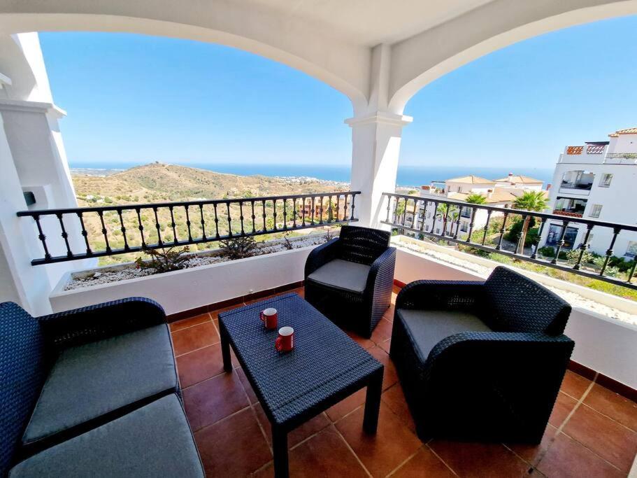 Las Palmeras Seaviews Mijas Exterior photo